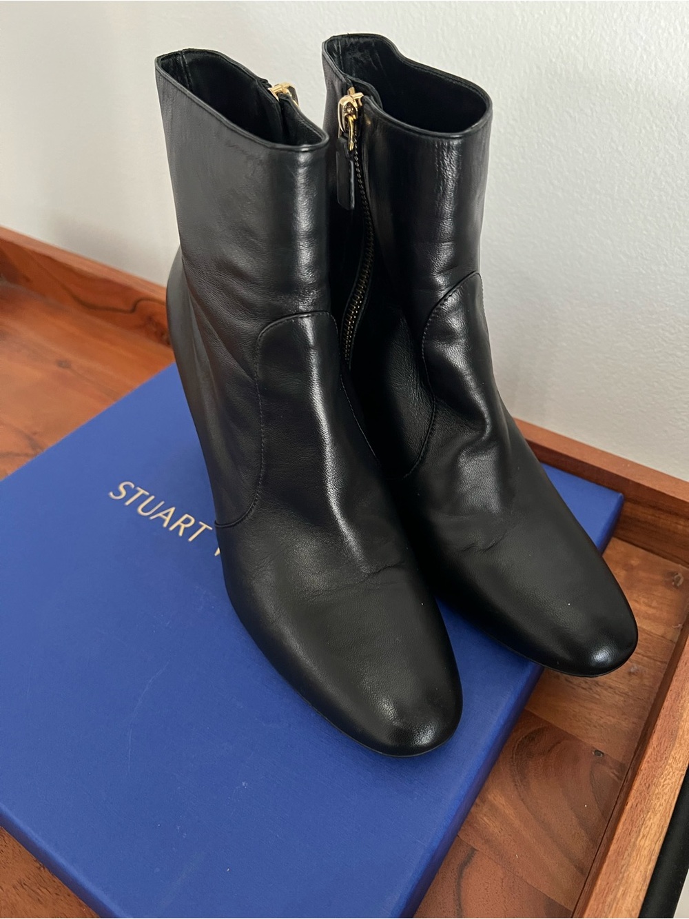 Stuart Weitzman Black Leather Zip Ankle Boots